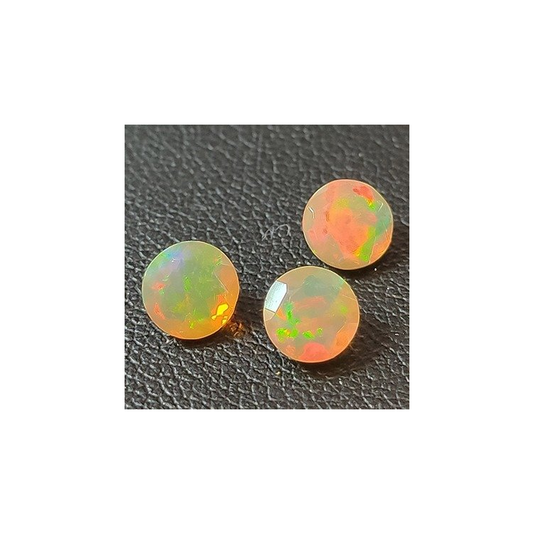 1,71 ct Opal rund geschliffen ca. 6mm