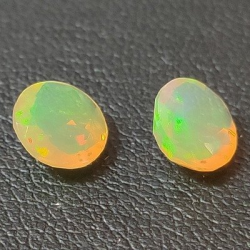 1,70 ct Opal rund geschliffen ca. 7 mm