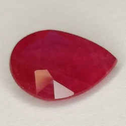 1,28 ct Ruby pear cut 8,45 x 6,64 x 2,80 mm