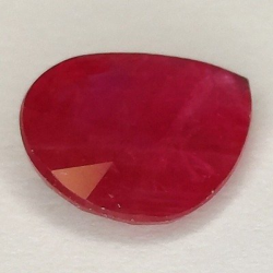 1,28 ct Rubis taille poire 8,45 x 6,64 x 2,80 mm