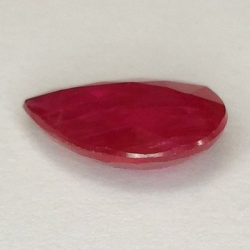 1,28 ct Ruby pear cut 8,45 x 6,64 x 2,80 mm