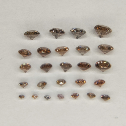 Brown diamond in round cut 1.00-3.65 mm