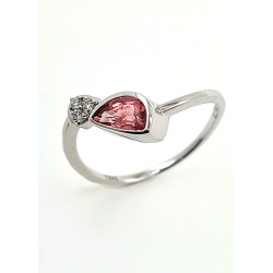 Anello in oro bianco 18KT con zaffiro padparadscha e diamante.