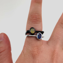 Oval Multigems ring 6 x 4 mm in various finishes
