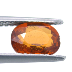 1,64 ct. Spessartine Granat im Ovalschliff