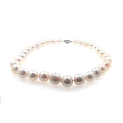 Collier de perles de rivière 13 mm en argent d'une longueur de 40 cm