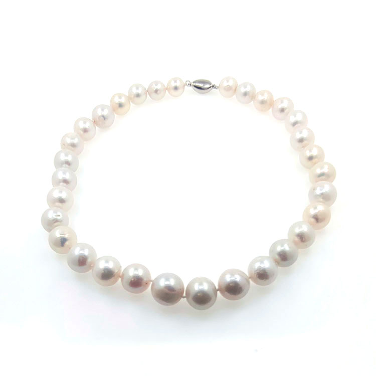 River pearl necklace 12 mm in silver with 40 cm length