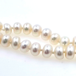 Collar de  perlas  de rio 6,3 mm en plata con 40 cm de largo