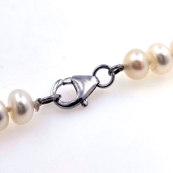 Collar de  perlas  de rio 6,3 mm en plata con 40 cm de largo