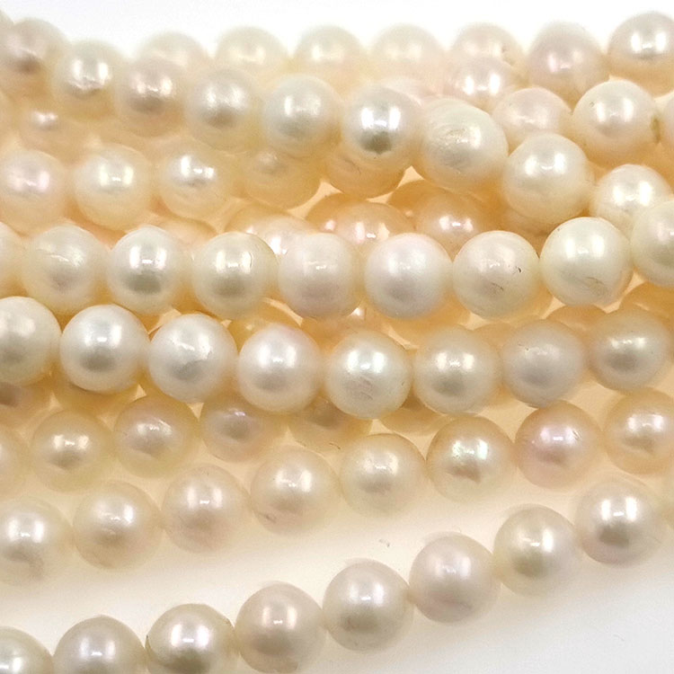 Filo di perle Akoya da 6,5 mm con lunghezza di 40 cm