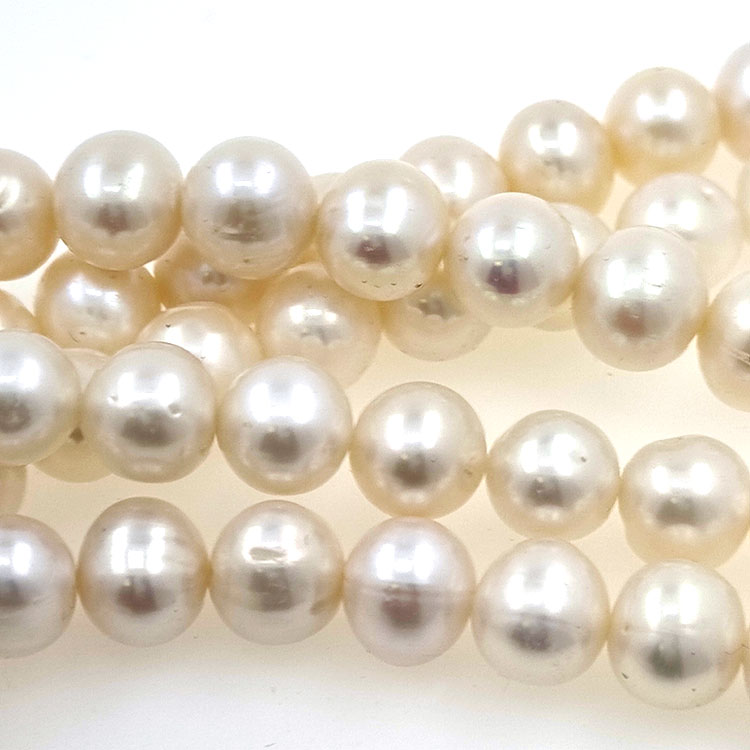 Fil de perles de rivière de  9,5 mm  avec une longueur de 40 cm