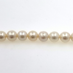 Fil de perles de rivière de  7,5 mm  avec une longueur de 40 cm