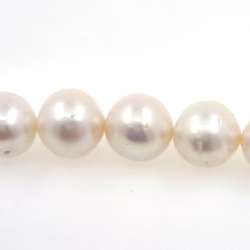 Hilo de perlas de rio de 13 x 12 mm con 40 cm de largo