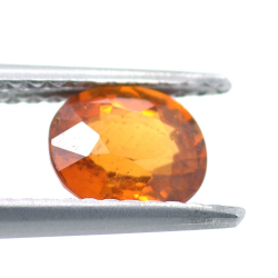 1,25 ct. Spessartine Granat im Ovalschliff