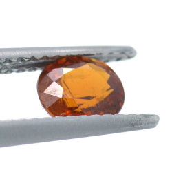 0,94 ct. Spessartine Granat im Ovalschliff