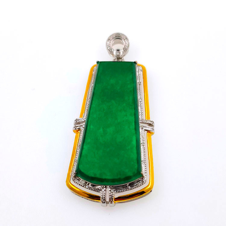 Pendentif Fei Cui en jadéite naturelle avec diamant naturel en or blanc 18 carats