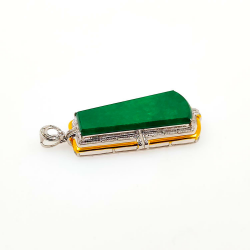 Pendentif Fei Cui en jadéite naturelle avec diamant naturel en or blanc 18 carats