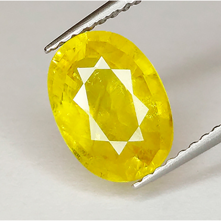 2.54ct Zafiro Amarillo Talla Oval  9.48x6.95x4.28mm