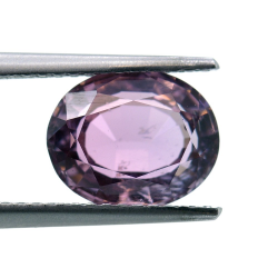 2,37 ct Turmalin im Ovalschliff 9,52 x 7,71 mm