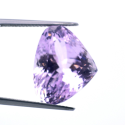 22,52 ct  Kunzite Taille Poire