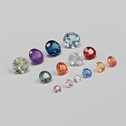Gemstone: Natural Sapphire Multicoloured round-cut sapphire, 1.1 to 3.7 mm, 1 ct