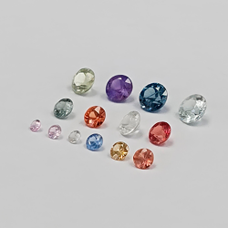 Gemstone: Natural Sapphire Multicoloured round-cut sapphire, 1.1 to 3.7 mm, 1 ct