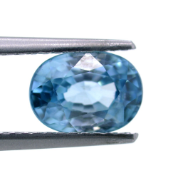 2,27 ct Natural Blue Zircon Oval Cut