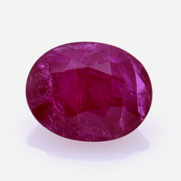 2,50 ct. Rubis Coupure Ovale