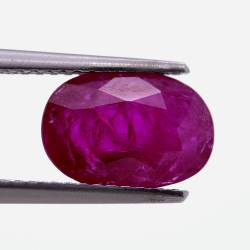 2,53 ct. Rubí Talla Oval