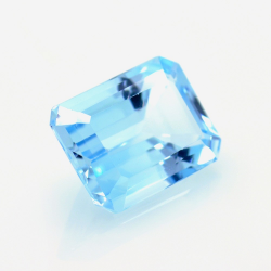 13,66 ct Topaze Bleu Taille Émeraude