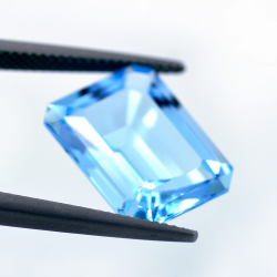 13,35 ct Blau Topas Smaragd Schnitt