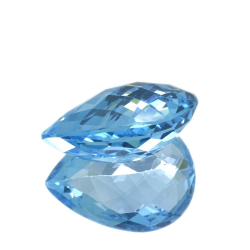 24,66 ct  Topacio Azul Talla Pera con Damero