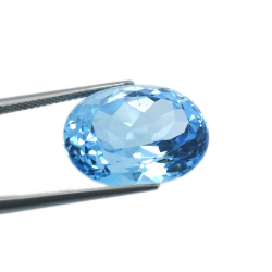 22,08 ct Blau Topas Oval Schnitt