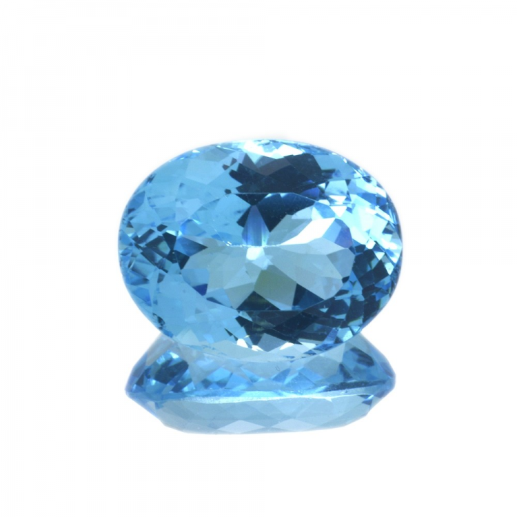 22,79 ct  Topacio Azul Talla Oval