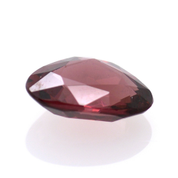 2,10 ct Rhodolite Garnet Pear Cut