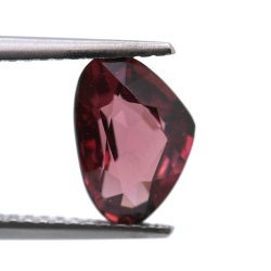 2,10 ct Rhodolite Granat Birne Schnitt