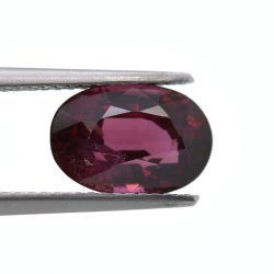 3.94 ct Granate Rodolita Talla Oval