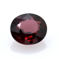 2.38 ct Rhodolite Garnet Oval Cut