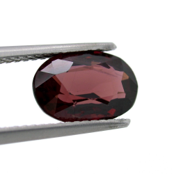 3.11 ct Rhodolite Garnet Oval Cut