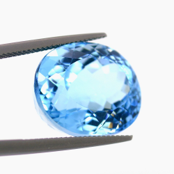 32,34 ct Topazio Blu Svizzero in Facetatto Ovale