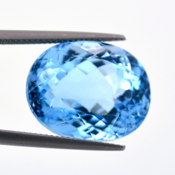 32,34 ct Topazio Blu Svizzero in Facetatto Ovale