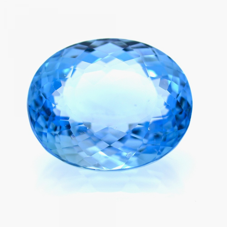 36,39 ct Topaze Bleu Suisse Taille Ovale