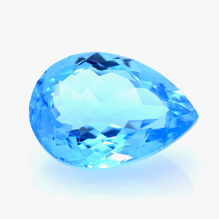 31,59 ct Topaze Bleu Suisse Taille Poire