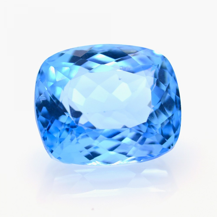 31,84 ct Topacio Azul Suizo Talla Cojín