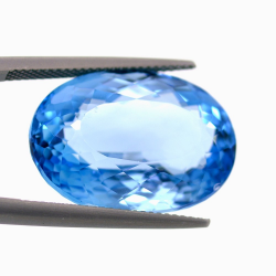 34,34 ct Topacio Azul Suizo Talla Ovalada