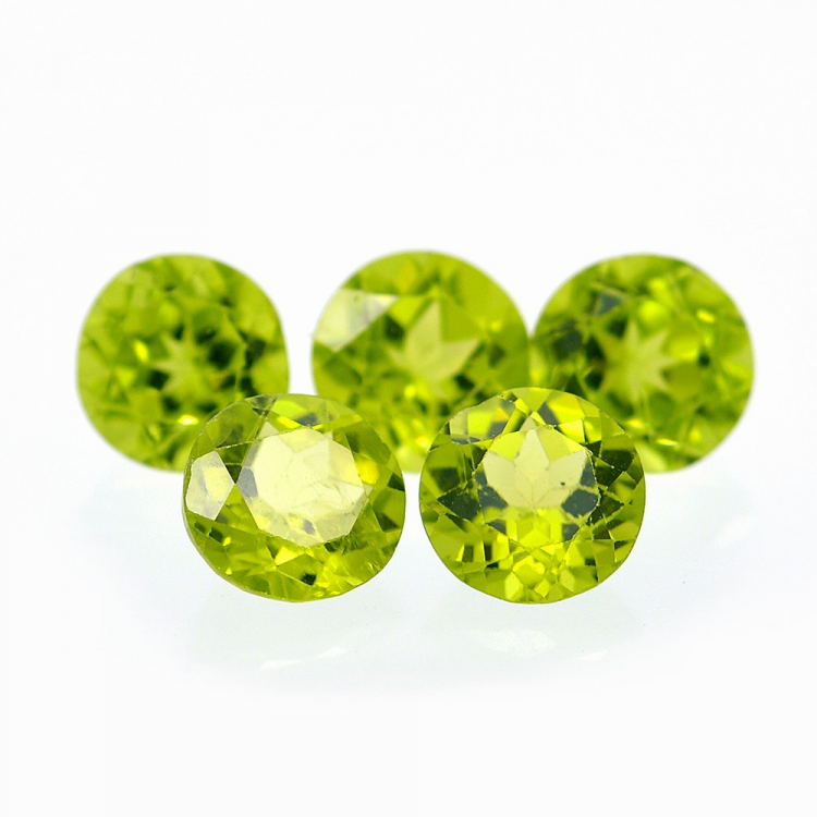 Peridoto 7 mm Talla Redonda