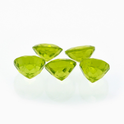 Peridoto 7 mm Talla Redonda