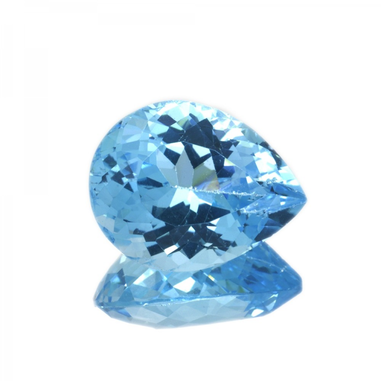 24.52 ct  Topacio Azul Talla Pera con Damero