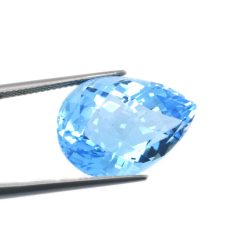 24.52 ct  Topacio Azul Talla Pera con Damero