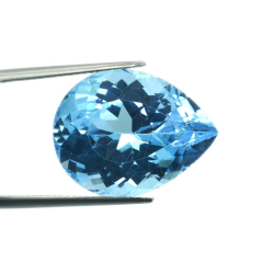 27.83 ct Topaze Bleu Taille Poire